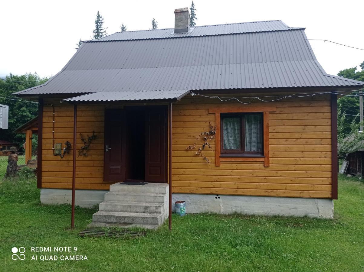 Садиба Брусний Mykulytschyn Exterior foto